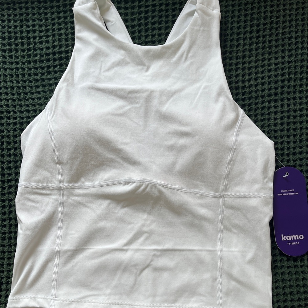 Kamo workout top with built-in padding.